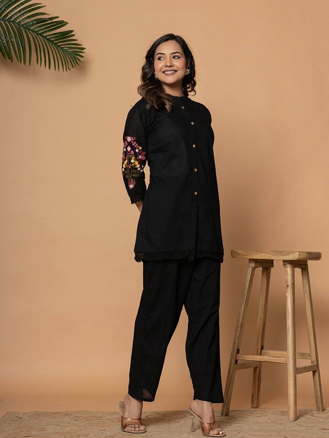Black Pure Cotton Kurta Pant Set with Floral Embroidery