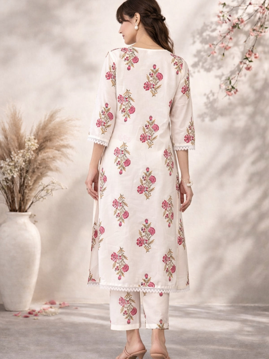 Off White Cotton Kurta Pant Set with Floral Print