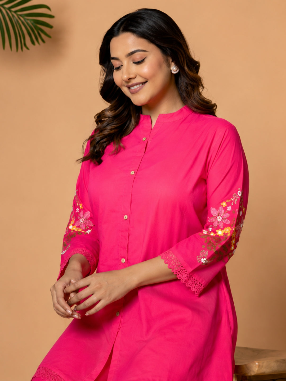 Pink Pure Cotton Kurta Pant Set with Floral Embroidery