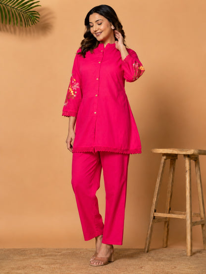 Pink Pure Cotton Kurta Pant Set with Floral Embroidery