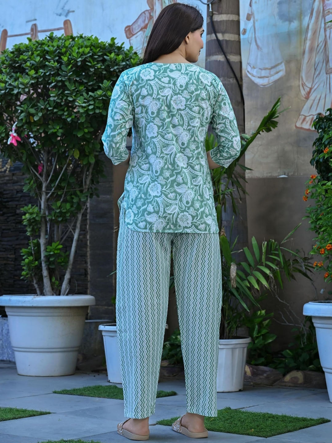 Mint Green Cotton Co-ord Set with Floral Print – Casual Wear