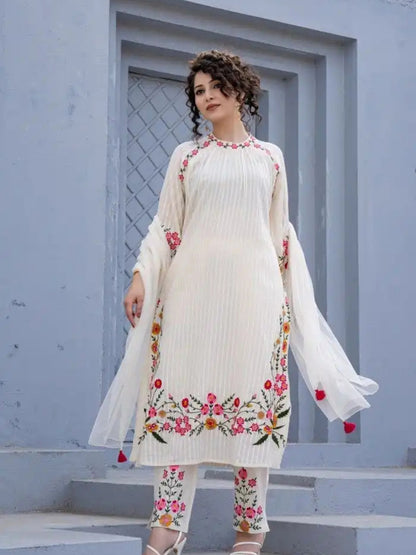 Elegant White Floral Embroidered Cotton Kurta Set with Net Dupatta