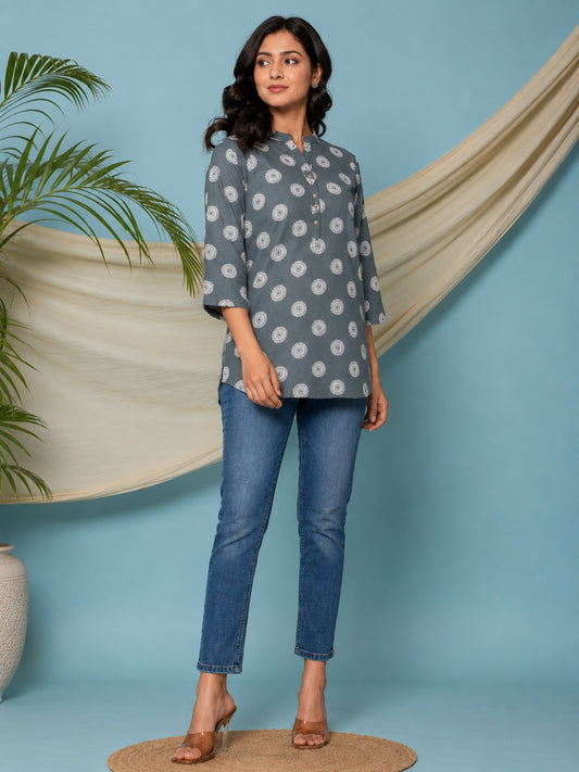 Black Soft Cotton Printed Top – Casual & Office Wear