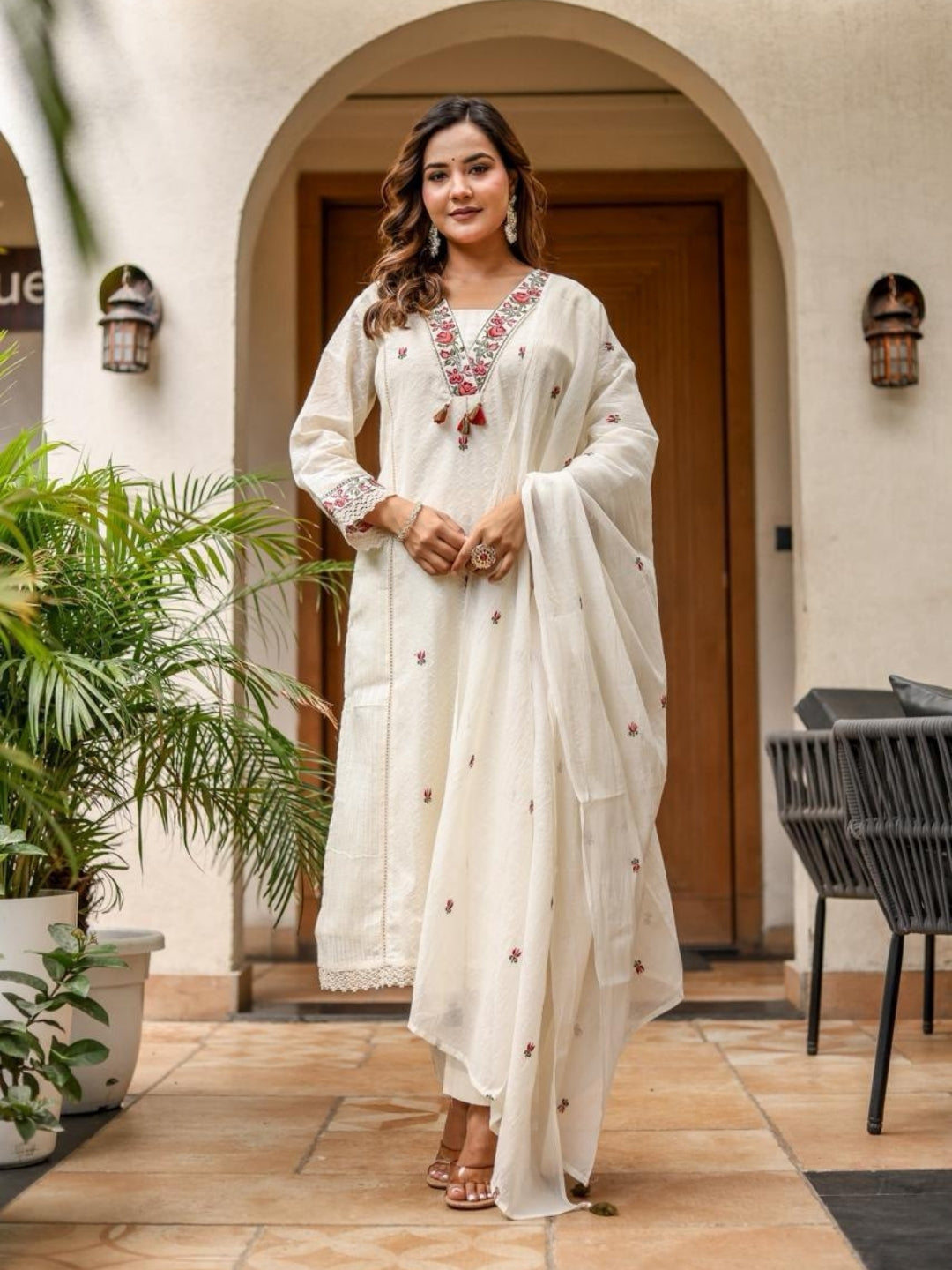 Off White Cotton Kurta Set with Red Embroidery and Dupatta – Ethnic Wear