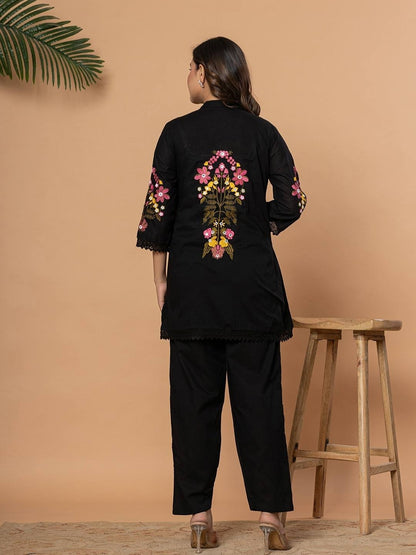 Black Pure Cotton Kurta Pant Set with Floral Embroidery