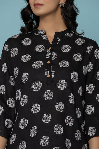 Black Soft Cotton Printed Top – Casual & Office Wear