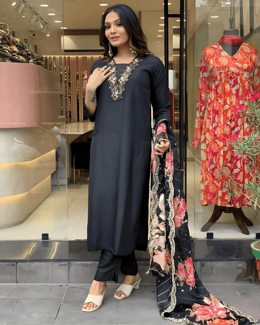 Black Premium Muslin Suit Set with Intricate Embroidery – Luxurious