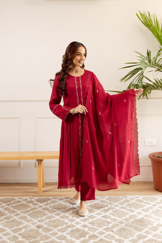 Elegant Red Mul Chanderi Suit Set with Subtle Embroidery & Dupatta – Occasion Wear