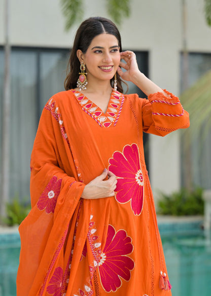 Orange Pure Cotton Kurta Set with Bold Applique Work – Festive & Casual Wear